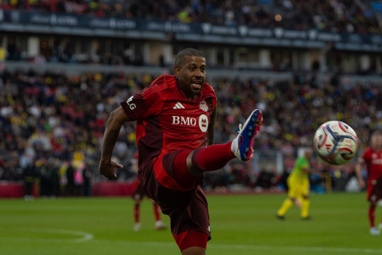 MLSE ronaldinho midfield — Ronaldinho at BMO Field, photographed by Jonathan Levy
